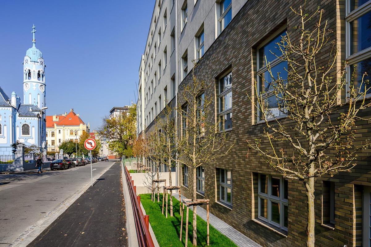 Luxury Apartment In City Centrum By Ota Group Bratislava Ngoại thất bức ảnh